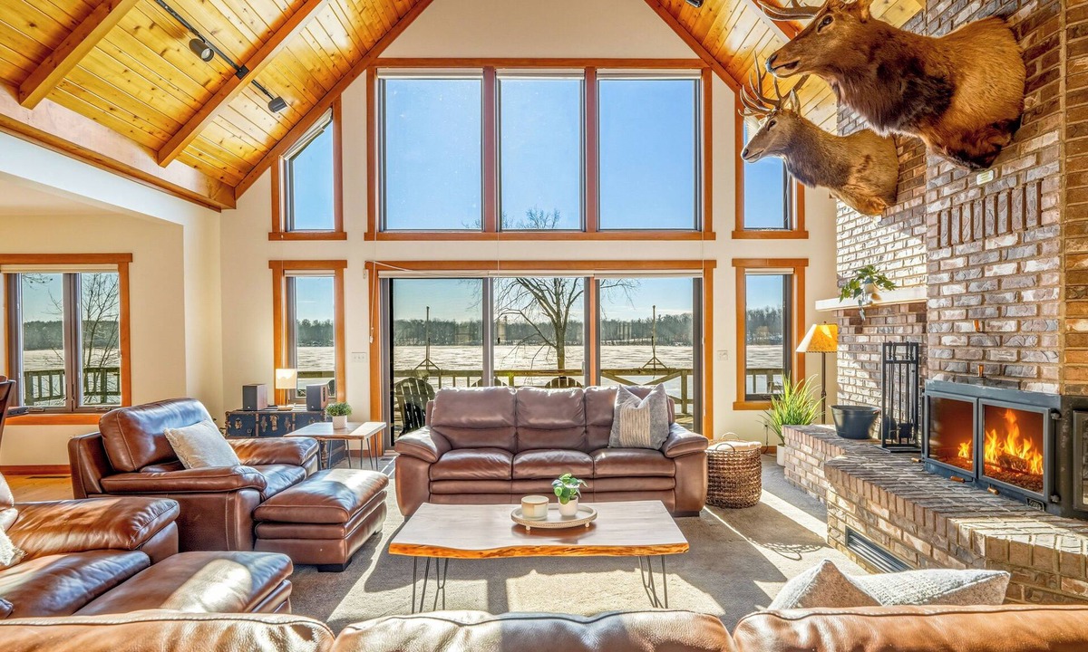 Turtle Lake House | 100 Acre Haven on Little Round Lake