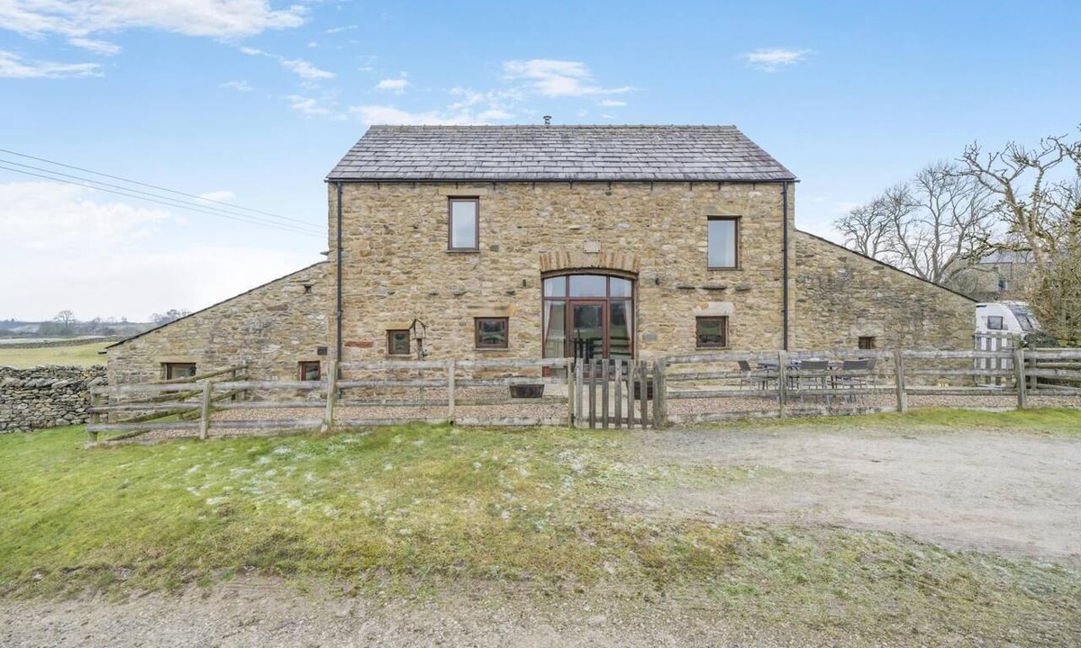 Ingleton Cottage | 3 Bed in Ingleton (oc-l34471)