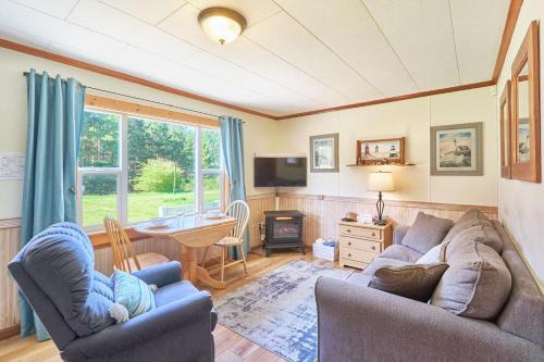 Long Beach House | Anchorage Cottages #3