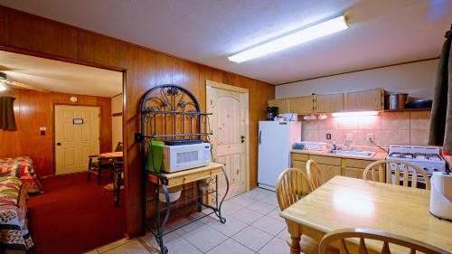 Red River House | Arrowhead 08