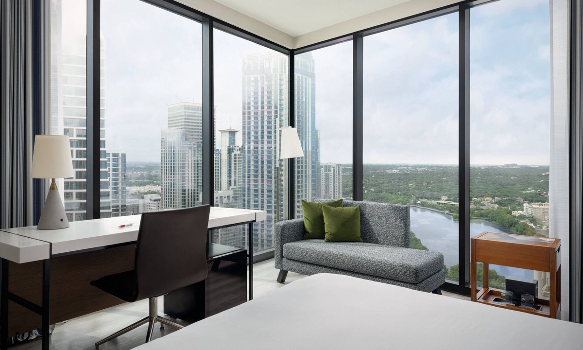 Waller Creek District Hotel | Austin Marriott Downtown