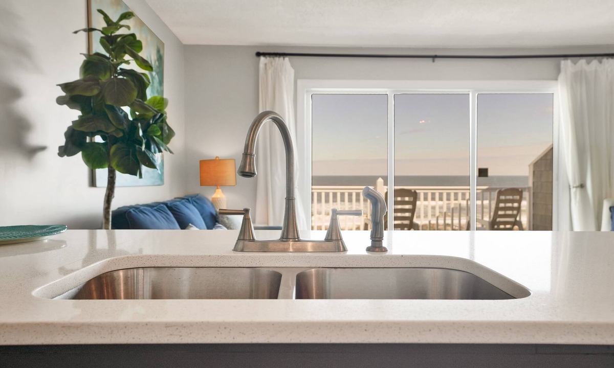 North Carolina Coast Condo | Awesome Location! A Ocean Front Condo Awaits your arrival!