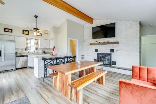 Briar Crest Woods House | Beach Access: BBQ-Ready Poconos Family Getaway!