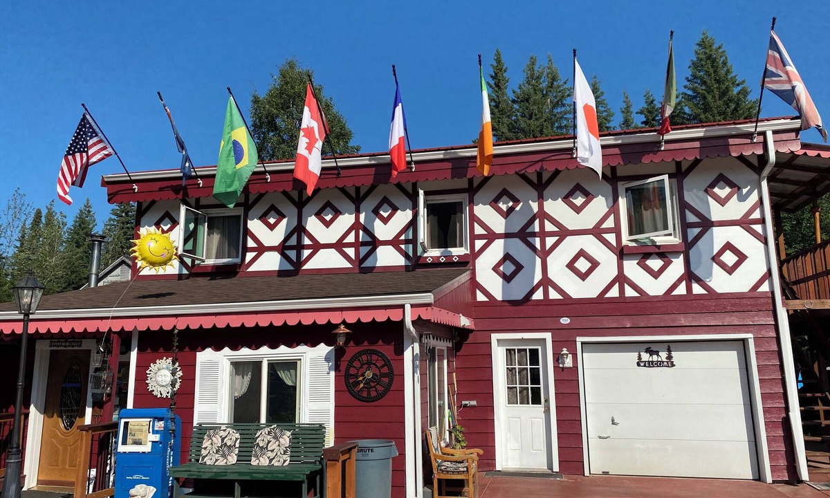 College Hostel | Billie's Backpackers Hostel