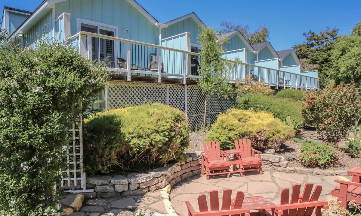 Cambria Hotel | Bluebird Inn