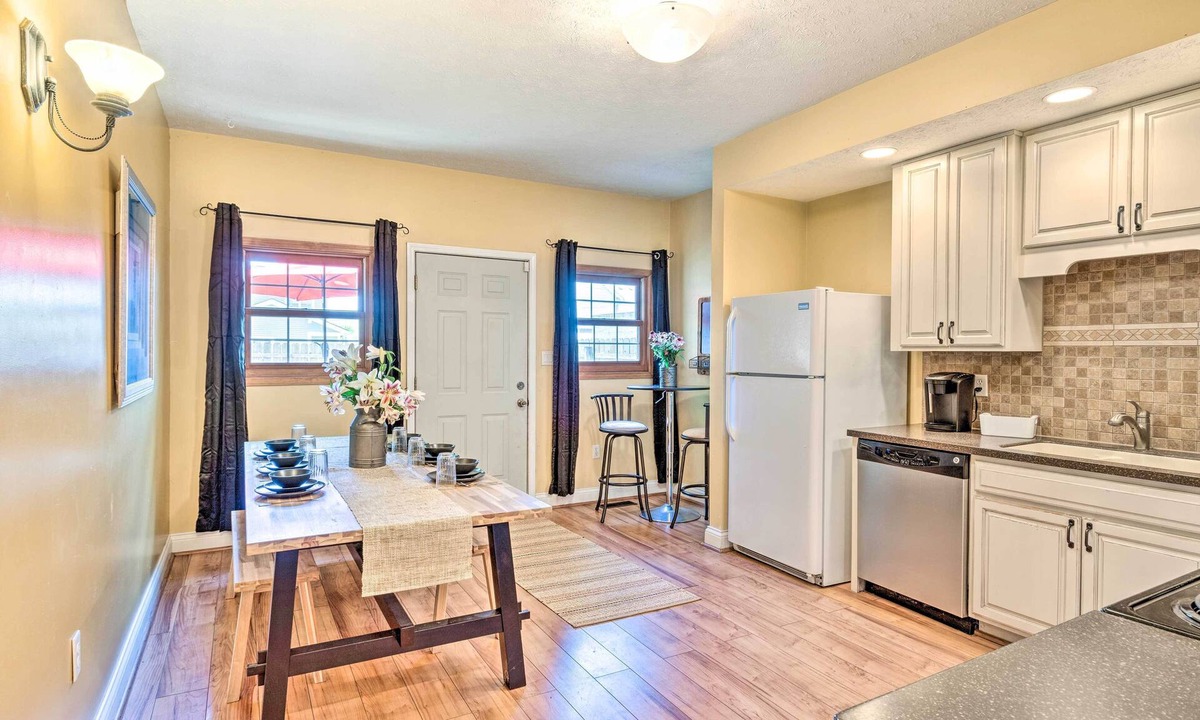 Downtown Indianapolis Cottage | Charming 1875 Indianapolis Home in Downtown!