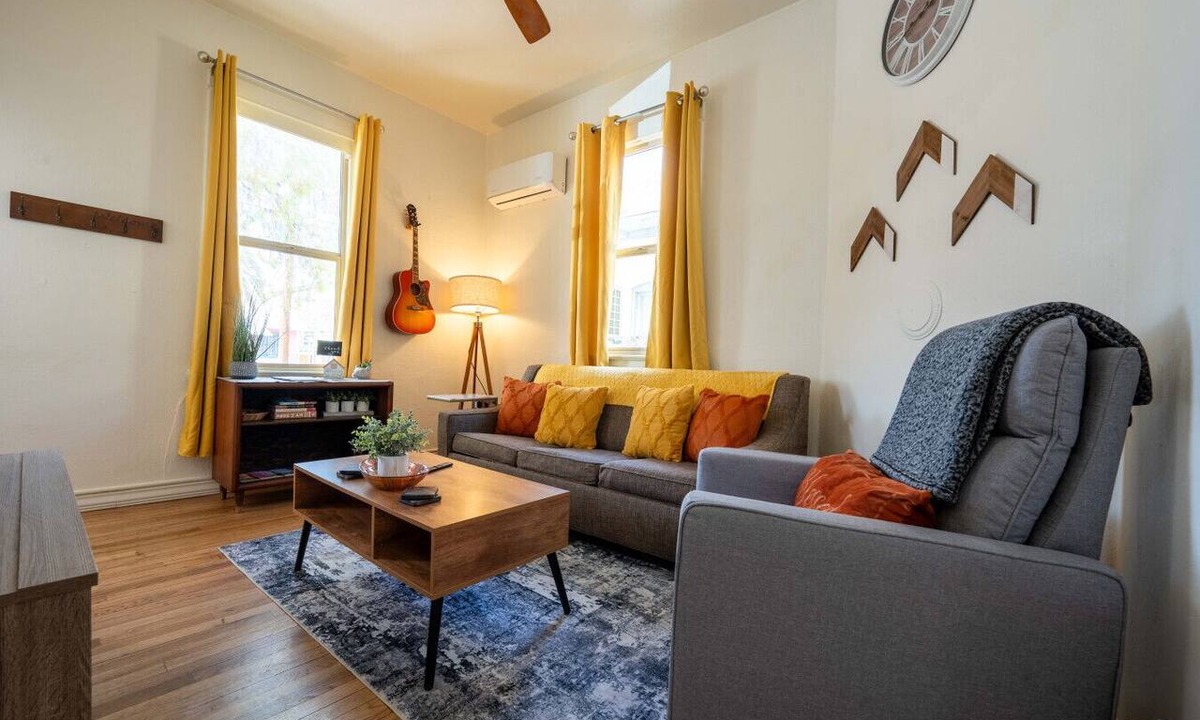 Iron Horse Historic District Apartment | Charming 1BR Basecamp | Close to UofA