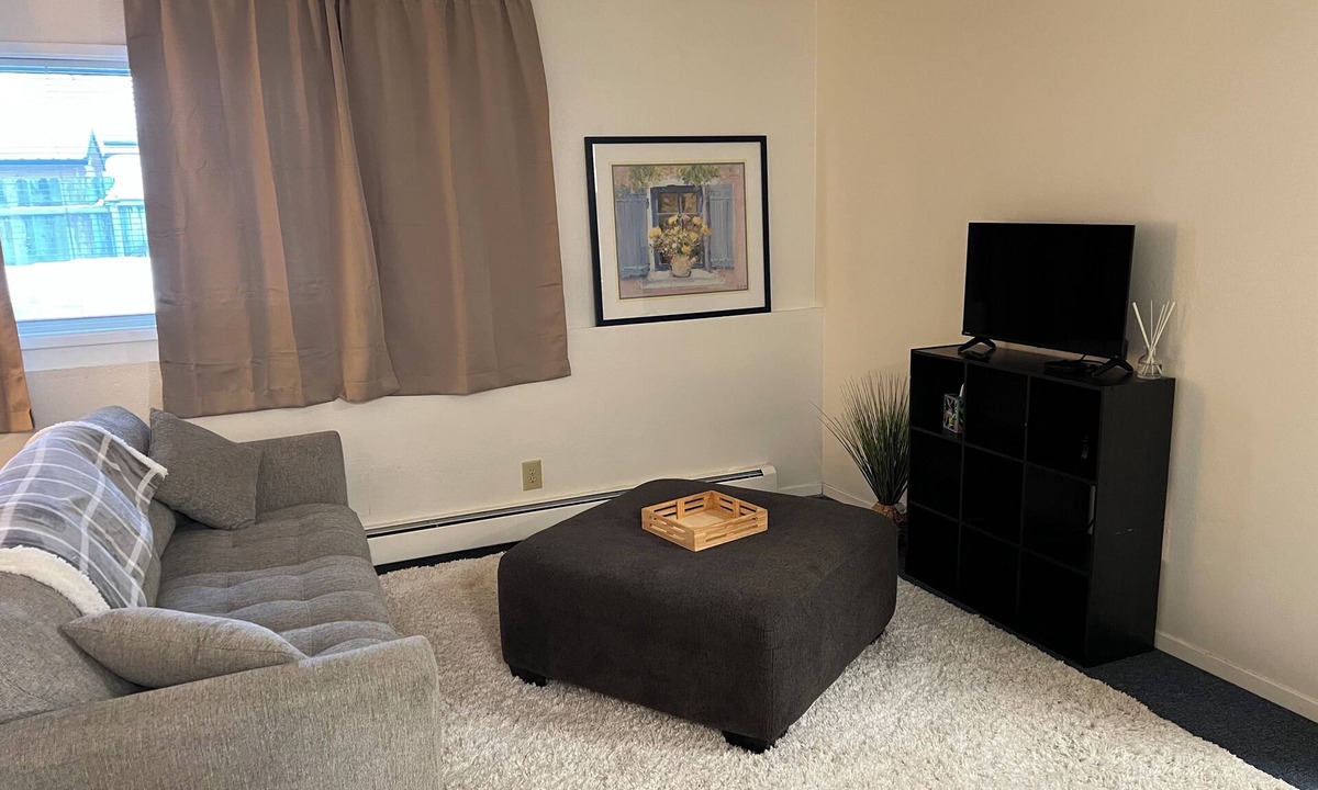 Taku - Campbell Apartment | Charming 2-bedroom apartment in south Anchorage neighborhood