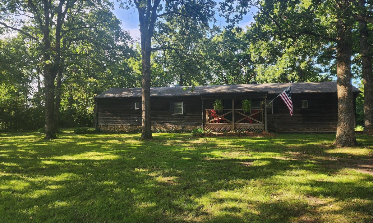 Stockton Cabin | Charming 3-bedroom cabin in delightful Stockton with WiFi, AC,