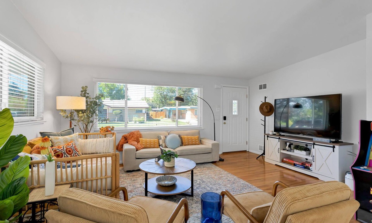 Alta Vista Area House | Charming 3BD - BBQ, Backyard - 1 Mile to Olde Town