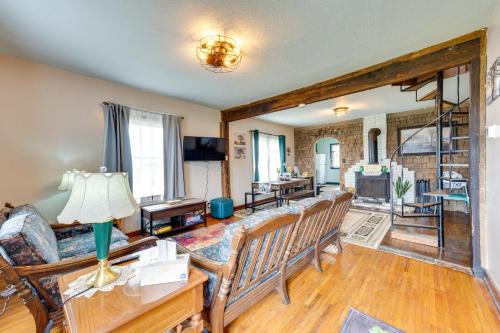 Eagle Grove House | Charming Eagle Grove Farmhouse w/Loft!
