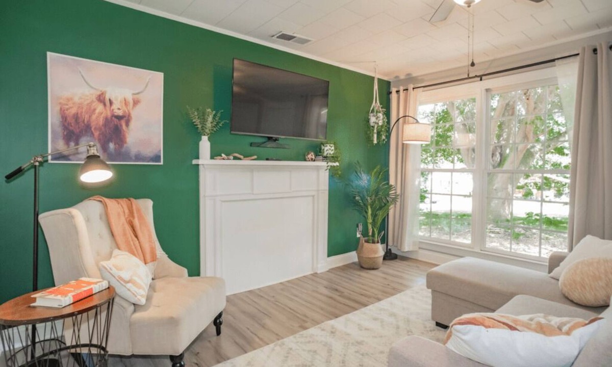 Mount Holly House | Charming Mount Holly Bungalow