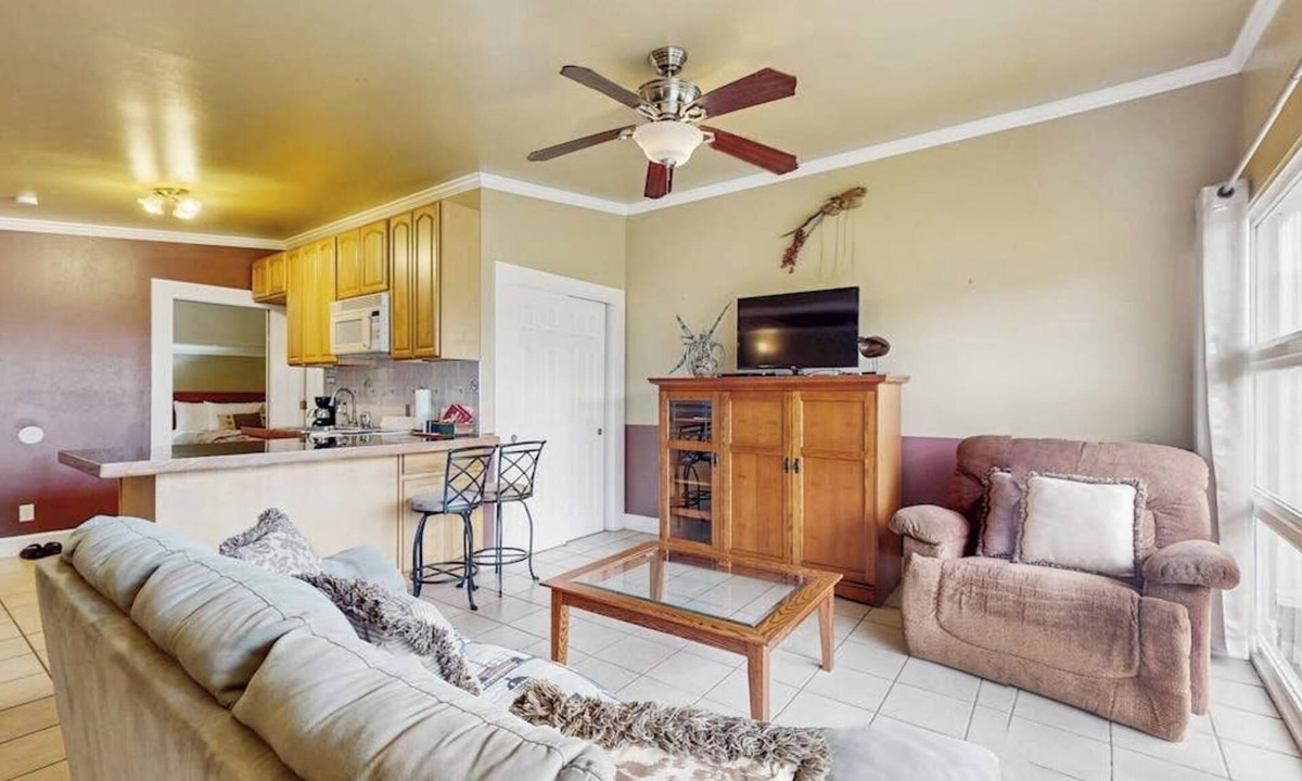 Copalis Beach Condo | Coastal oceanfront condo with shared hot tub & beach trail access, dog friendly