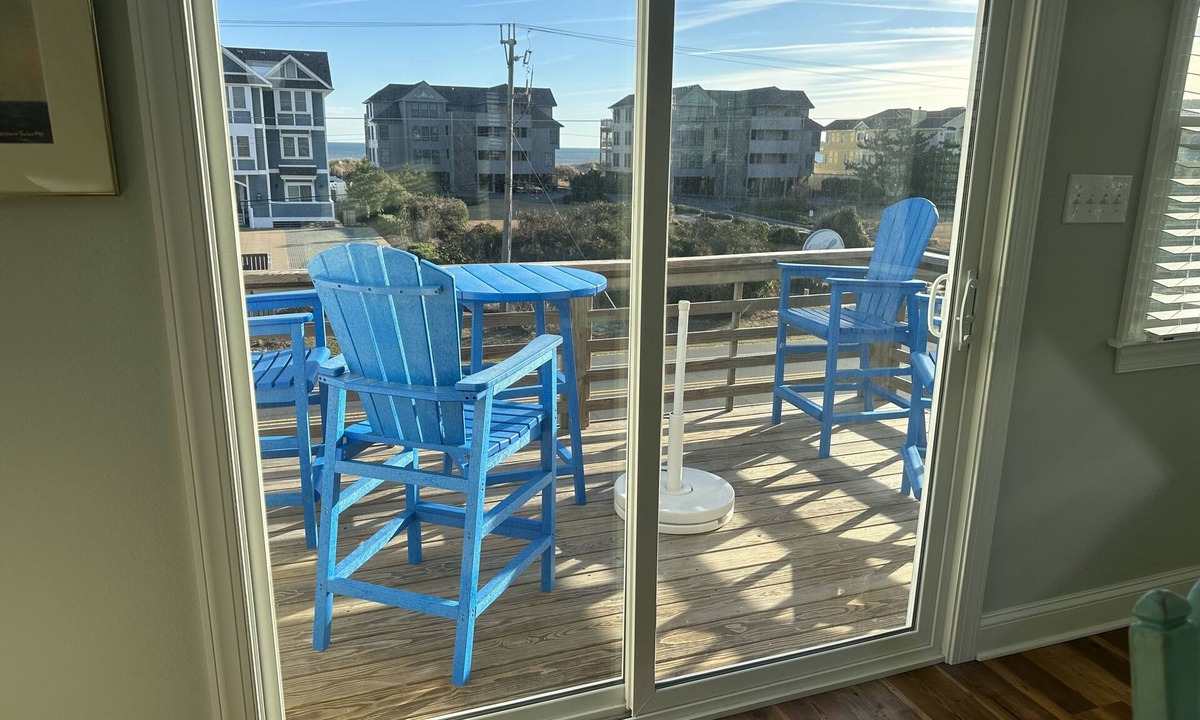 Kill Devil Hills Cottage | Completely Renovated in 2022! Perfect Location!