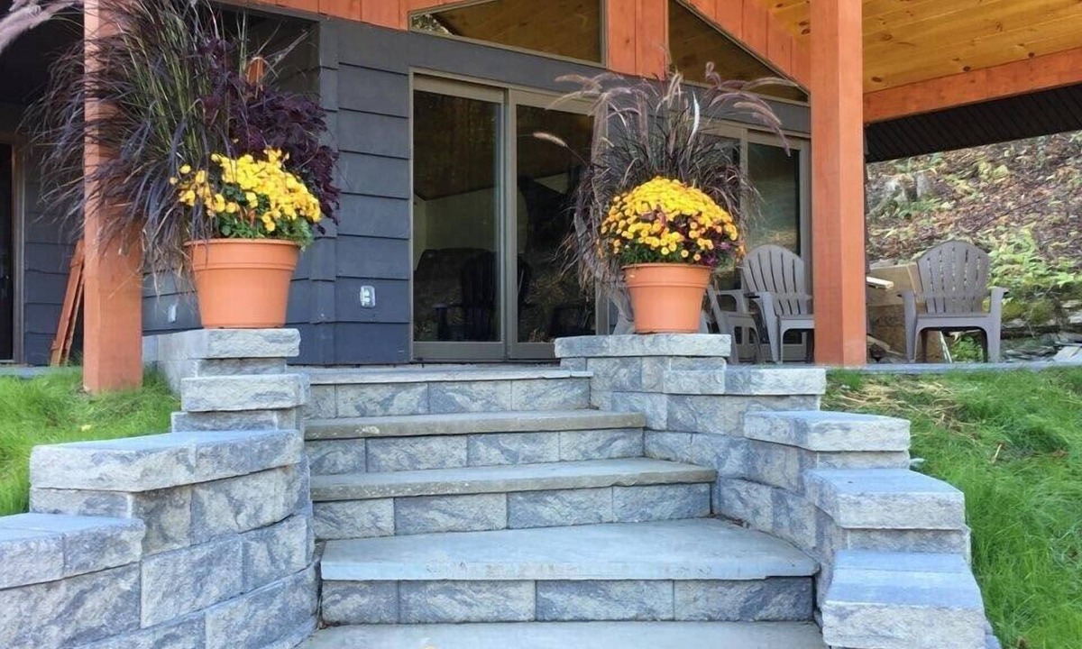 Equinunk House | Dancing Bear Lodge at Valley Sunsets