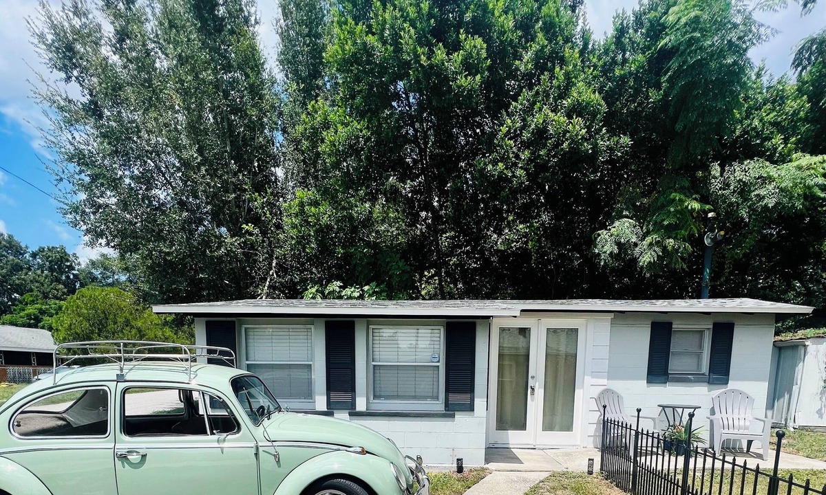 Ocoee Cottage | Dragonfly Cottage~Tiny Home Getaway 20-30 min from Major attractions!