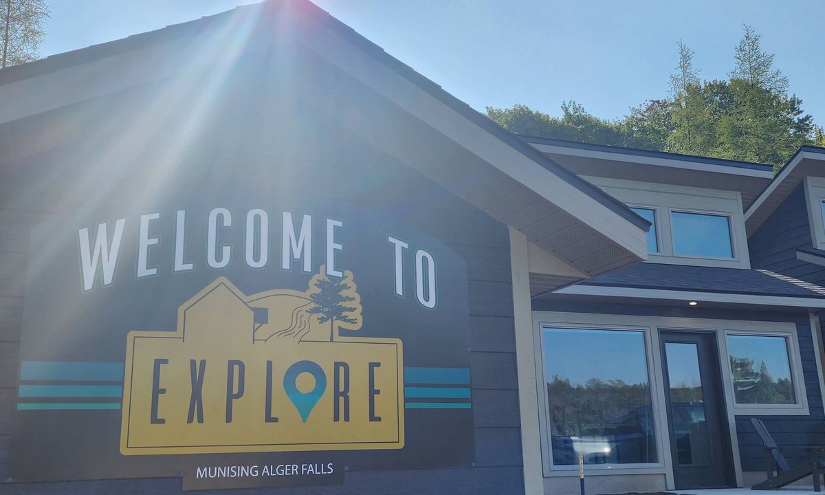 Munising Ski Chalet | EXPLORE Munising Studio Suite 113