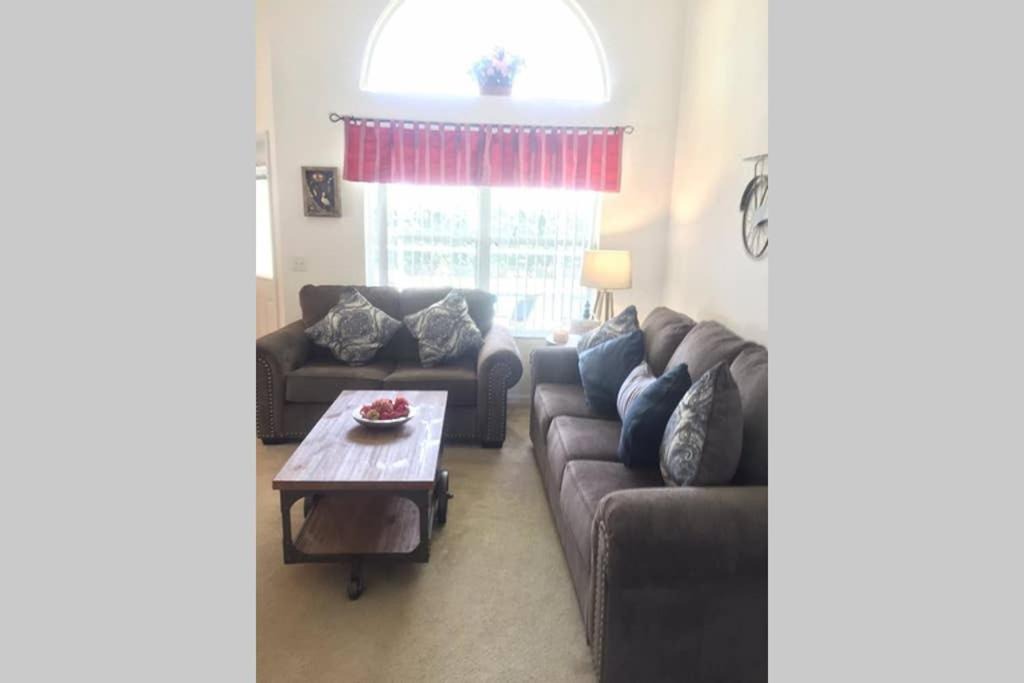 Westbury House | Fox Loop Disney Dream