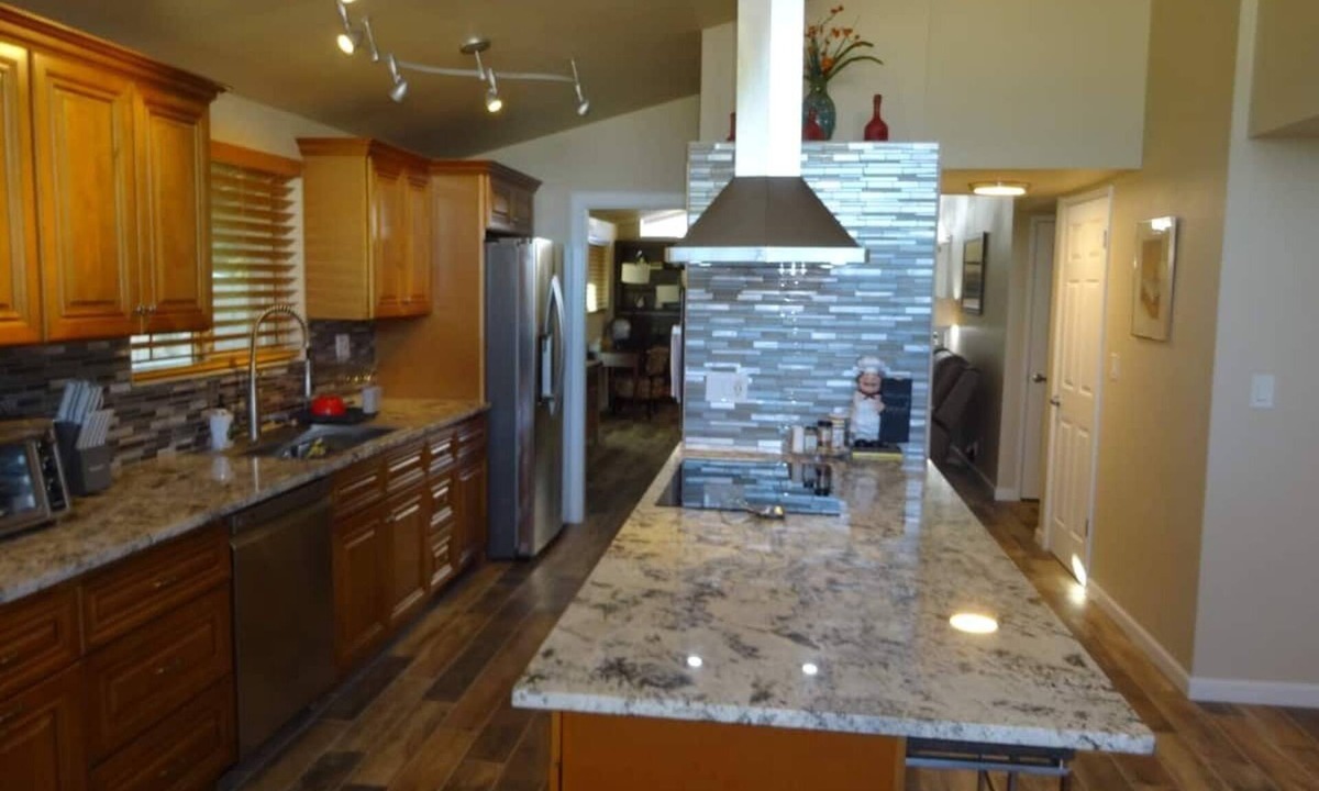 Flowing Wells House | Great conveniently located home. Near mall and many restaurants.
