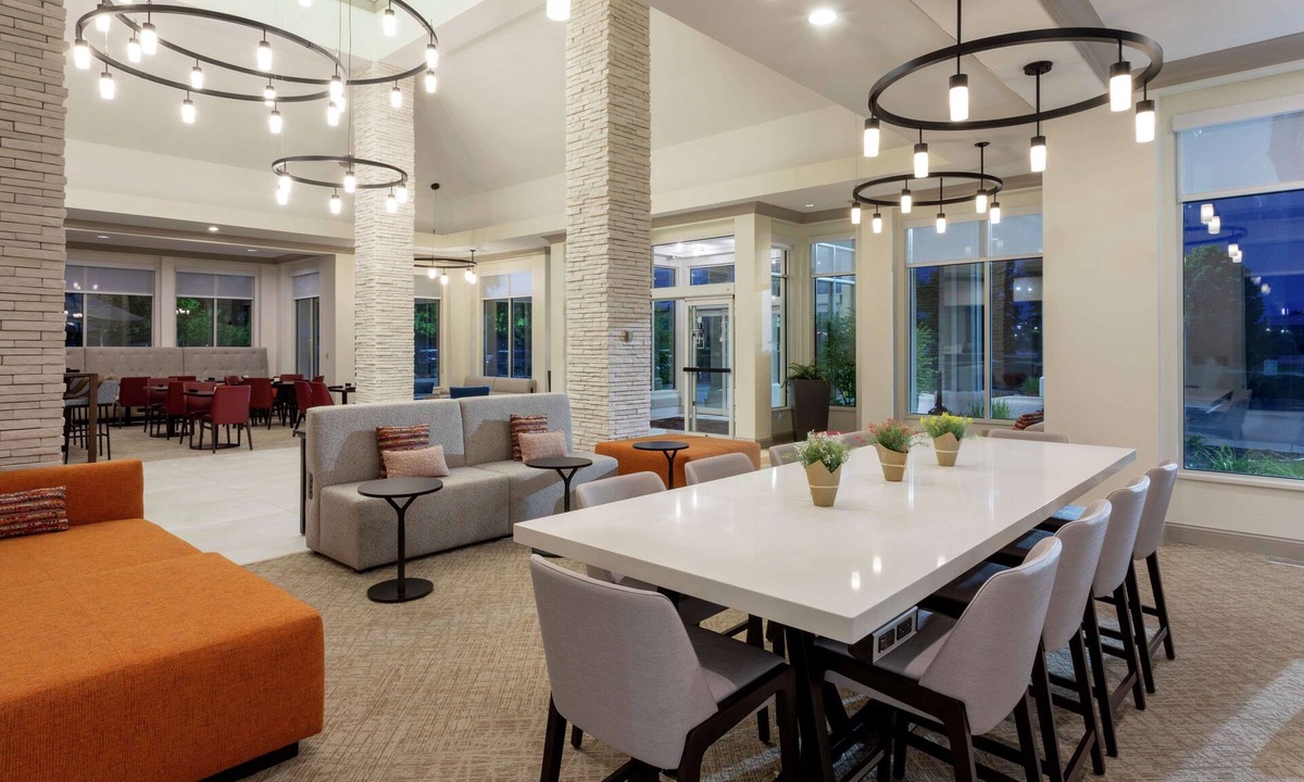Shoreview Hotel | Hilton Garden Inn Minneapolis St. Paul-Shoreview