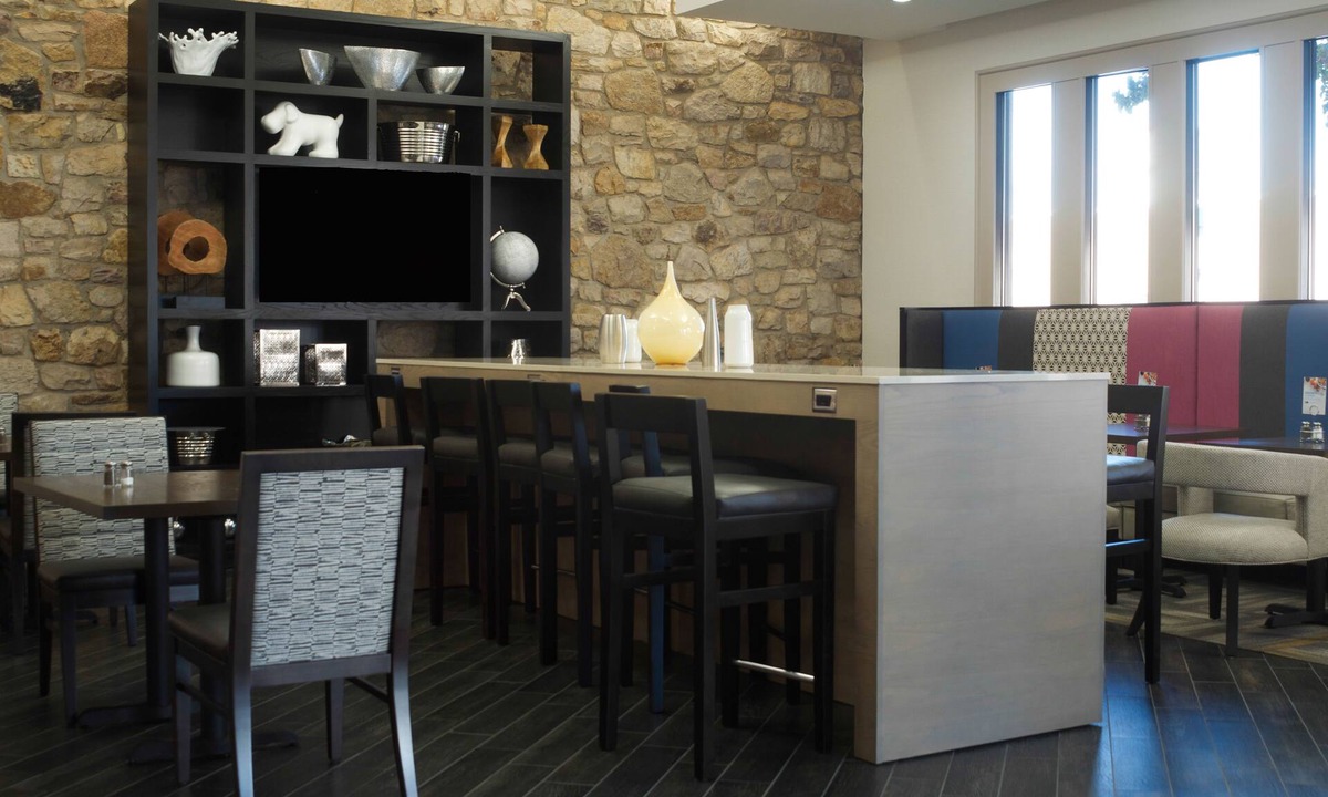 Hickory Hotel | Holiday Inn Express Hickory-Hickory Mart by IHG