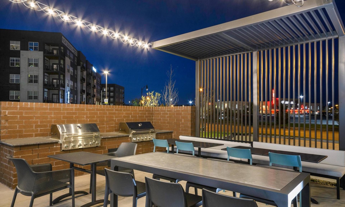 Oakley Hotel | Home2 Suites By Hilton Cincinnati Midtown Oakley