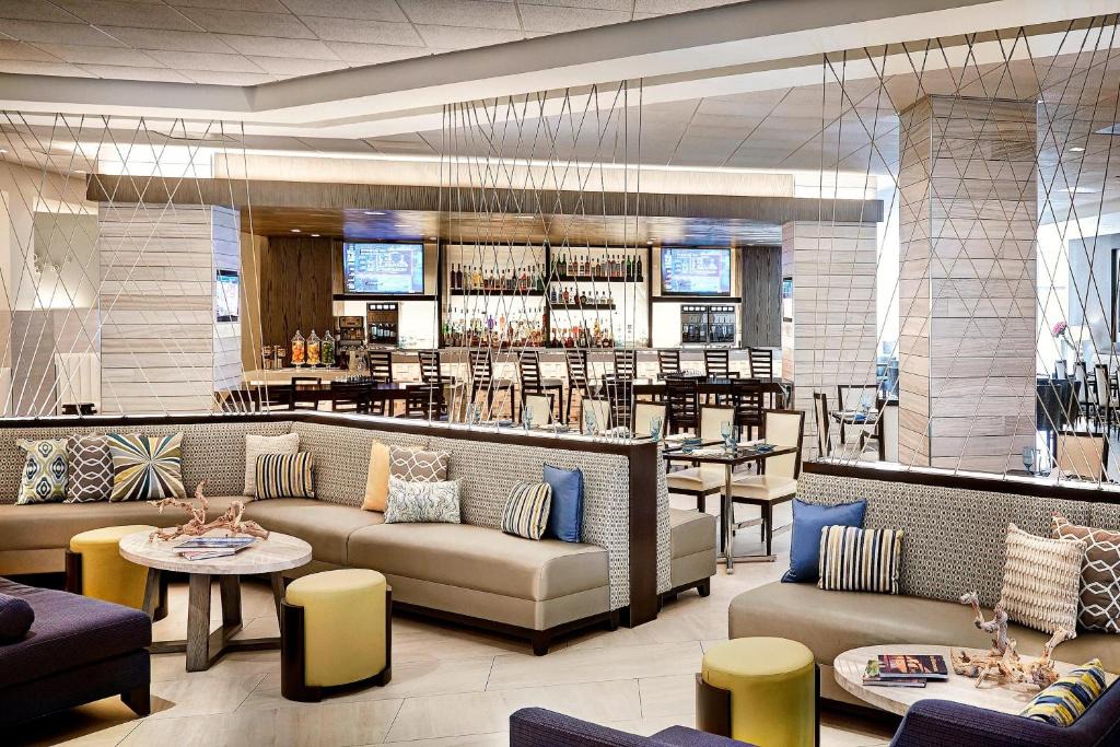 Irvine Business Complex Hotel | Irvine Marriott