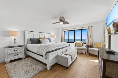 Ormond-by-the-Sea House | Luxury direct oceanfront corner with a large private balcony, heated pool and garage