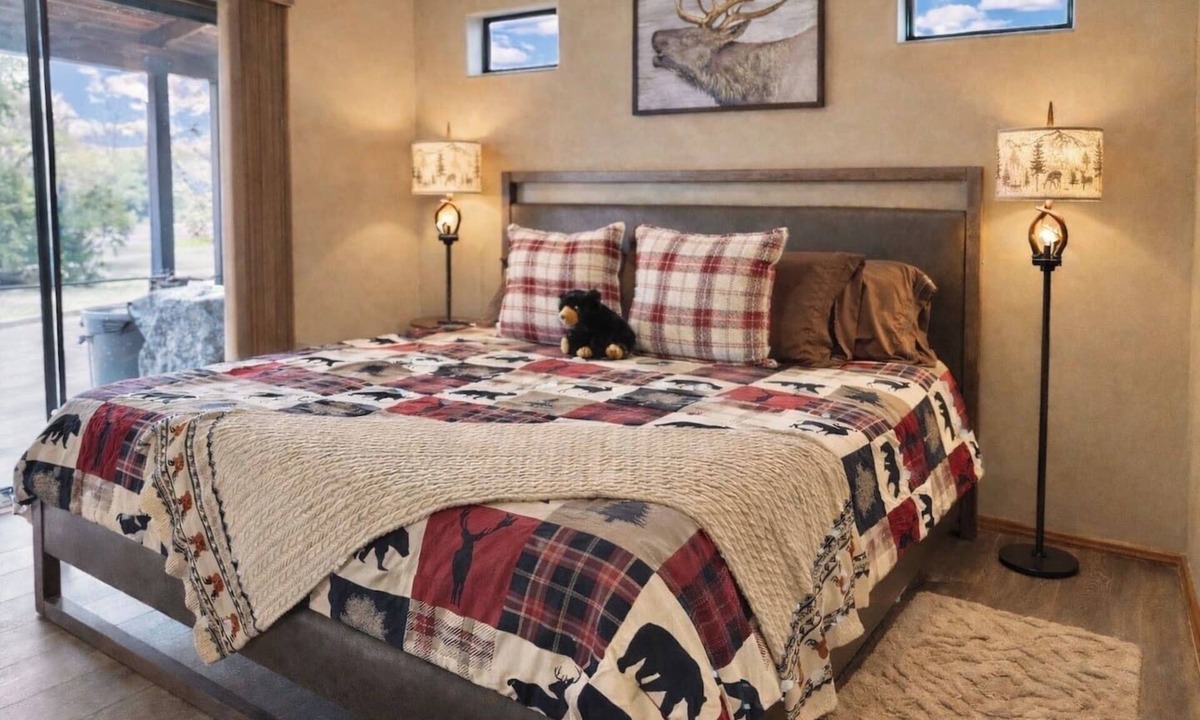Heber Cabin | Luxury Forest Cabin | Wild Horses + Starlink