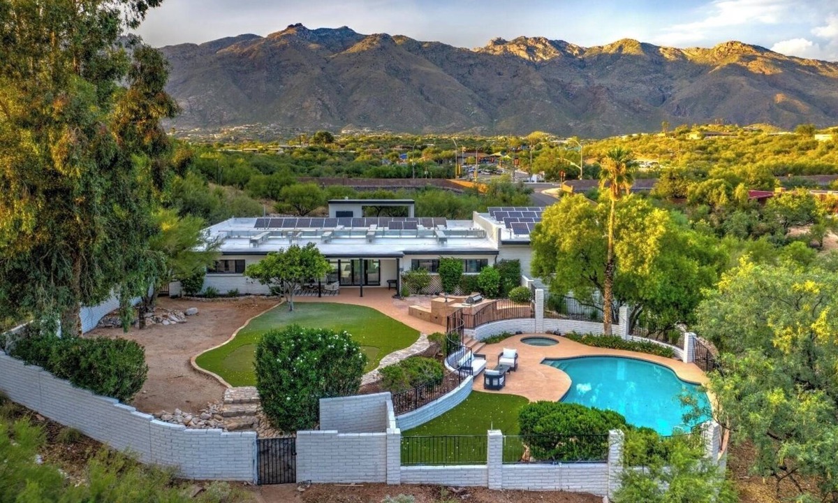 Skyline Bel Air Estates House | Luxury Upscale Modern Home In The Catalina Foothills ~ Sleeps 16
