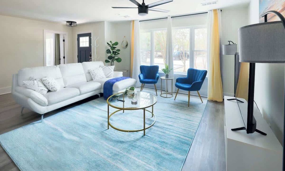 Onion Creek Meadows House | Manchaca Meadows Mini Villa Pool & Spa 20 min DT