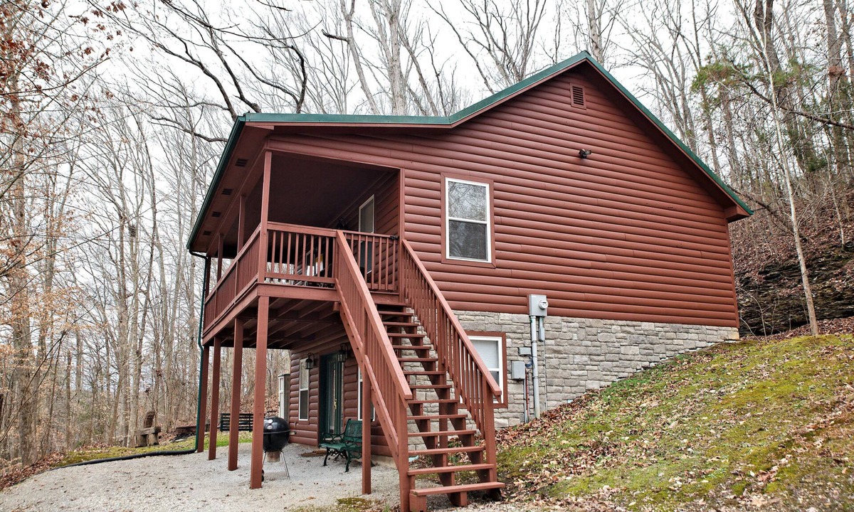 Farmers Cabin | Morehead Cabin on the lake