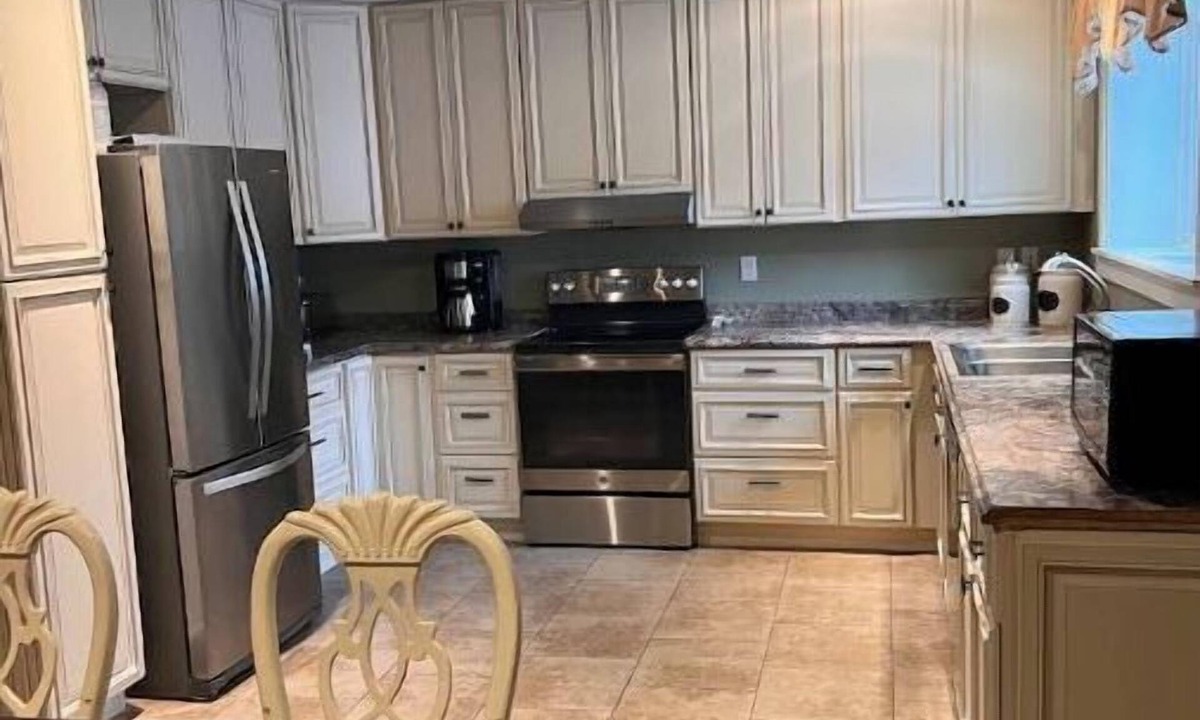 Delta Junction Apartment | No cleaning fees! 3 Bdrm condo, 2 miles from town