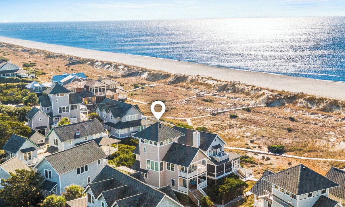 Flora's Bluff House | Ocean Front Cottage Pet Friendly with Bhi and Shoals Clubs