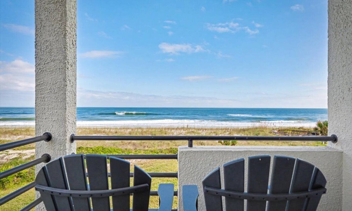Sawgrass Condo | Oceanfront Elegance in the Heart of Sawgrass