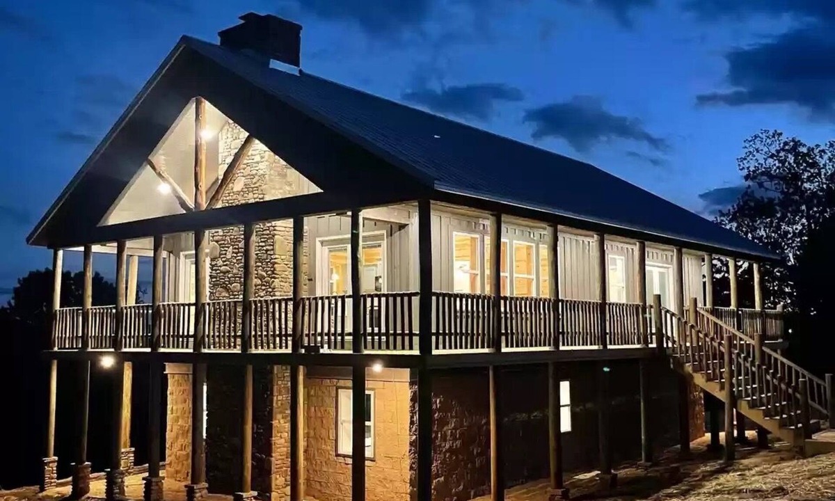 Calico Rock House | OZARKS/LAKE NORFORK RETREAT