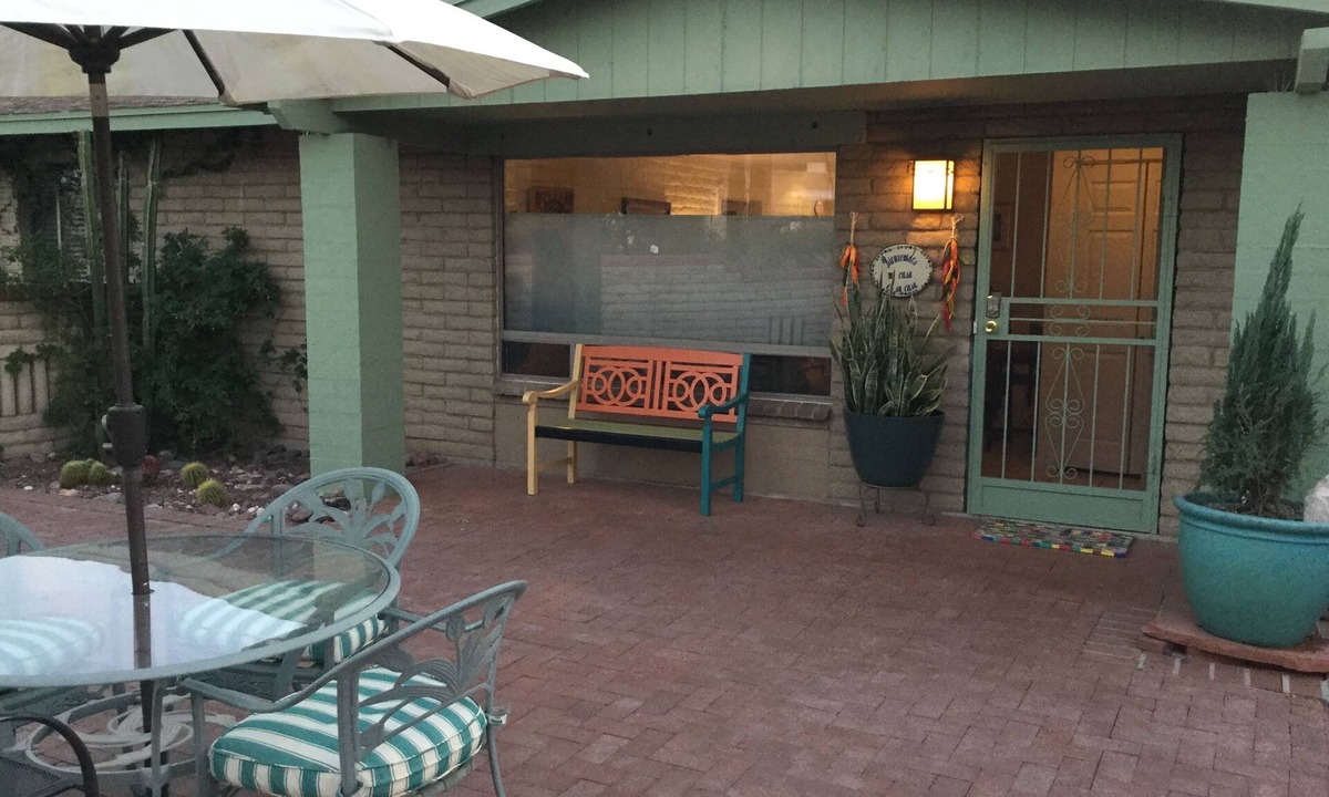 Rancho Feliz House | PEACEFUL DESERT HOME - 1 ACRE ON QUIET CUL DE SAC - NW TUCSON - WITH MUSIC ROOM