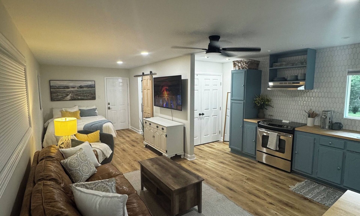 Mebane Apartment | Perfect 1-bedroom studio with AC in delightful Mebane