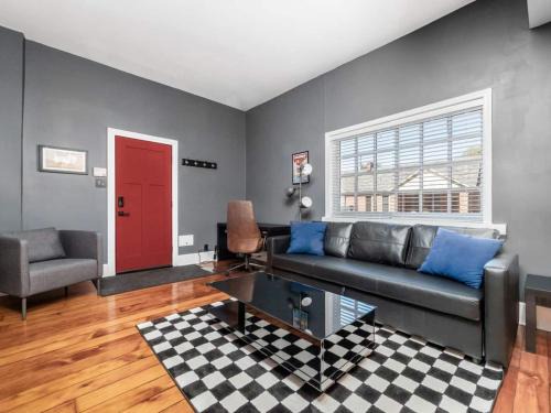 German Village House | Pet-Friendly German Village Haus Wifi Walkable