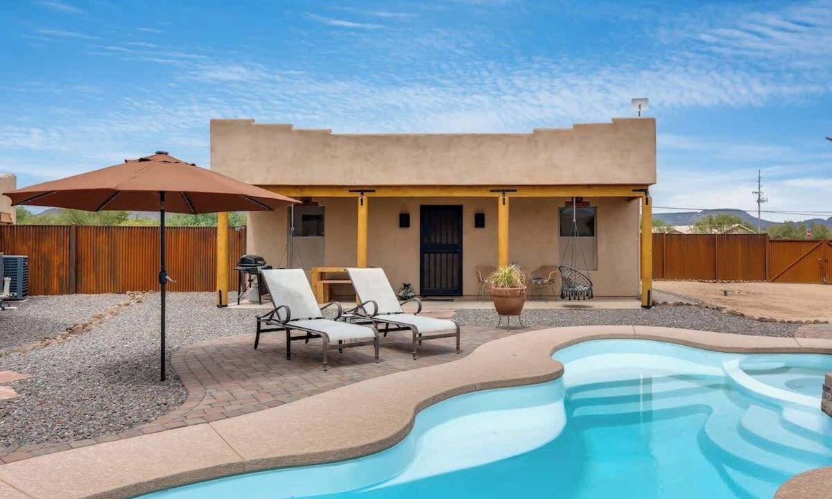Anthem House | Phoenix Desert Casita 3 Beds, Pool, AC, and WIFI