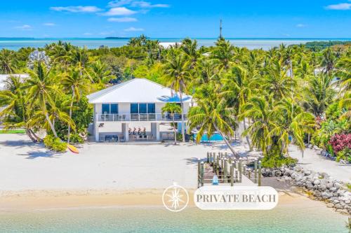Islamorada House | Private Beach Private overwater dock Heated Pool Mahi Key