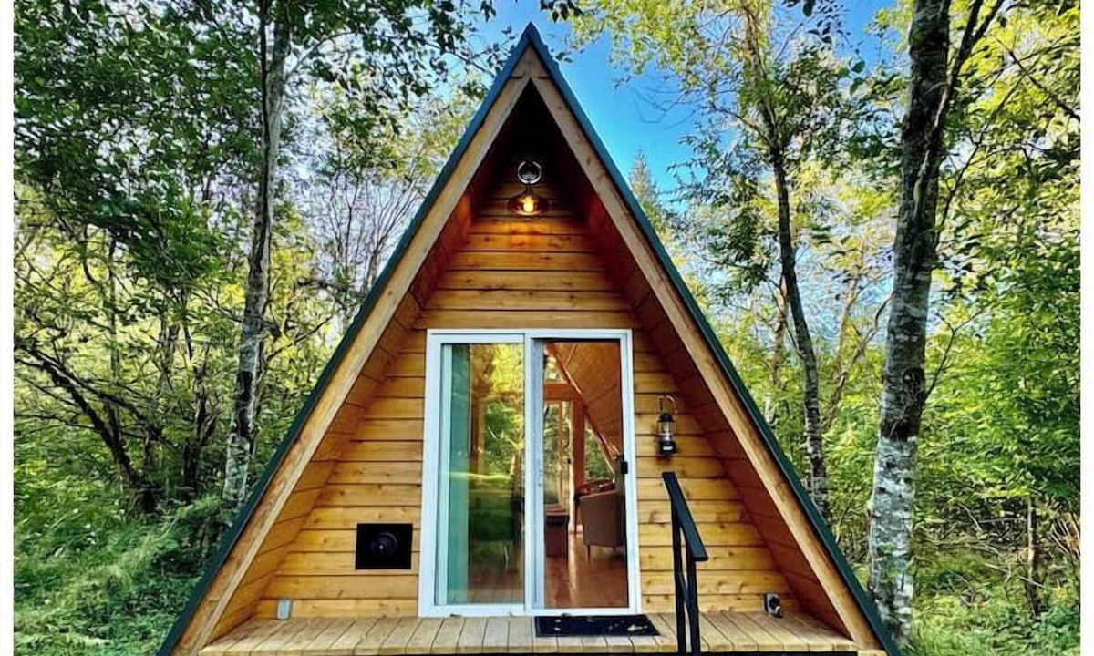 Yacolt Cabin | Private Cozy Aframe Lucia Cabin 1 @ Pull Caffe wood roasted coffee and bakerynn