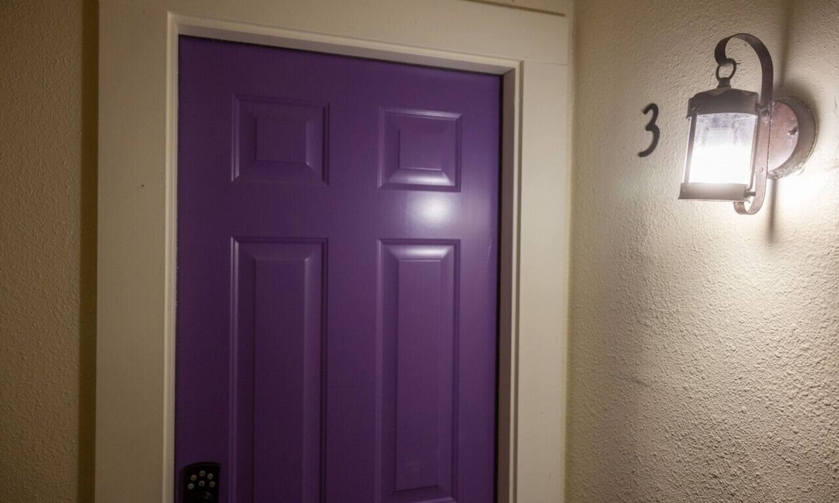 Market District Apartment | Purple Passion- Rhodee #3: close to UO/Autzen