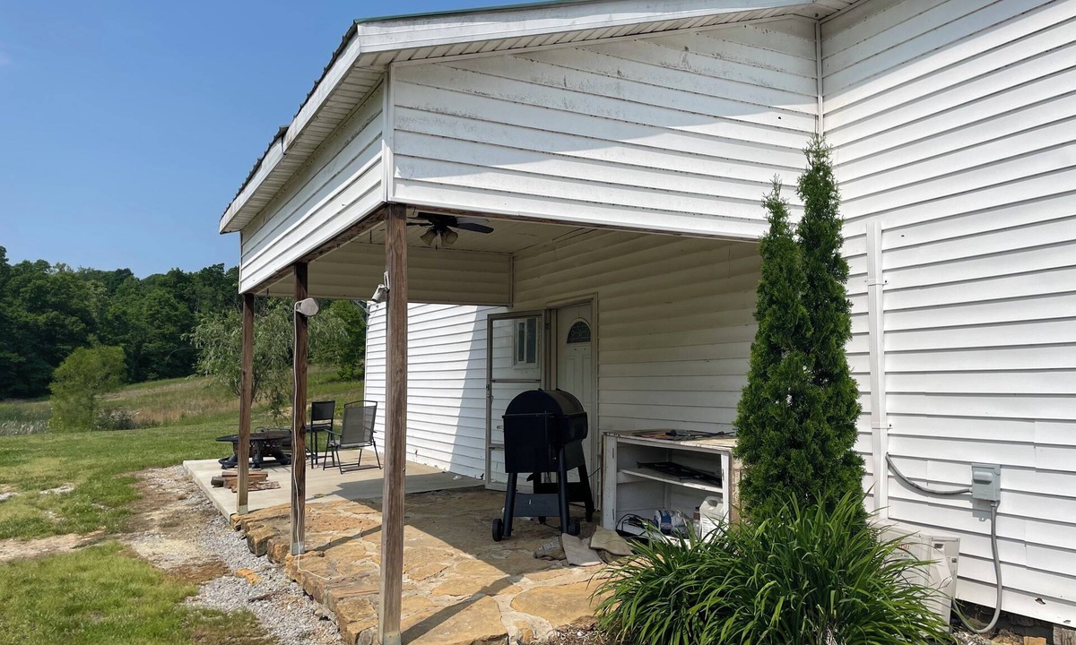 Wallingford House | Quiet Country home, Pet friendly