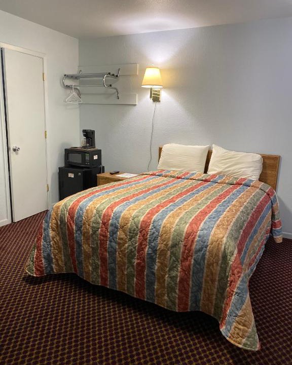 Comanche Hotel | Regency Inn Comanche