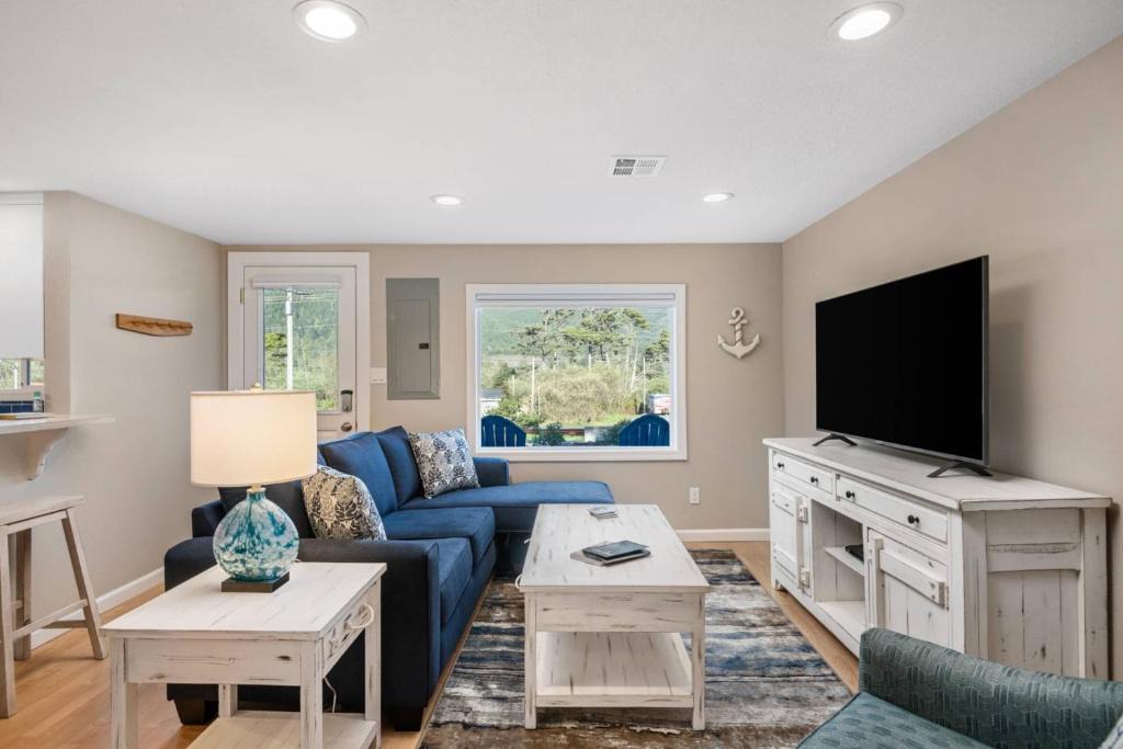 Rockaway Beach House | Rockaway Beach Cottage