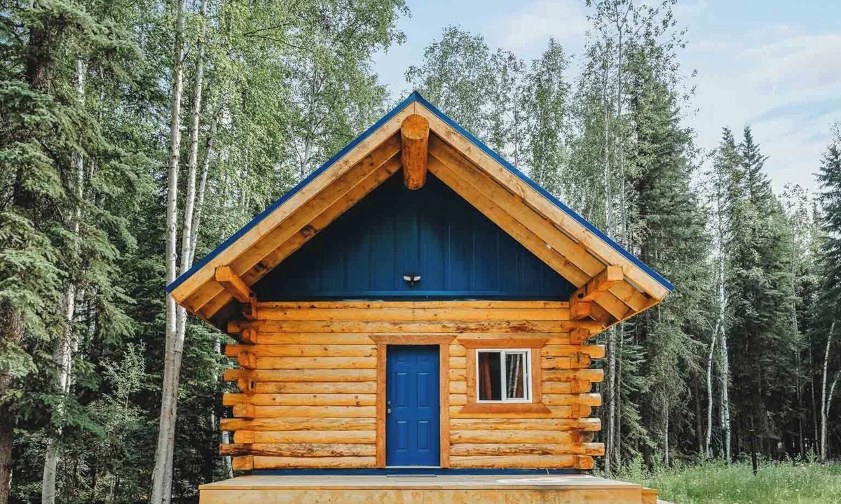 Badger Cabin | Sapphire Elegance Cabin w/Running Water & Shared Sauna
