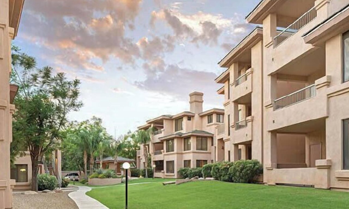 Scottsdale Links Condo | Scottsdale | Couples Desert Retreat | Pool + Hot Tub