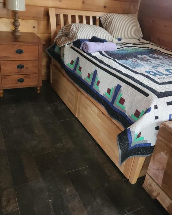 Big Lake Bed & Breakfast | Seven mile hill sanctuary