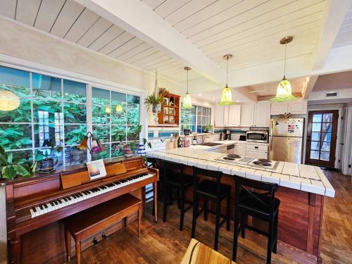 Aptos House | Sky Cabin